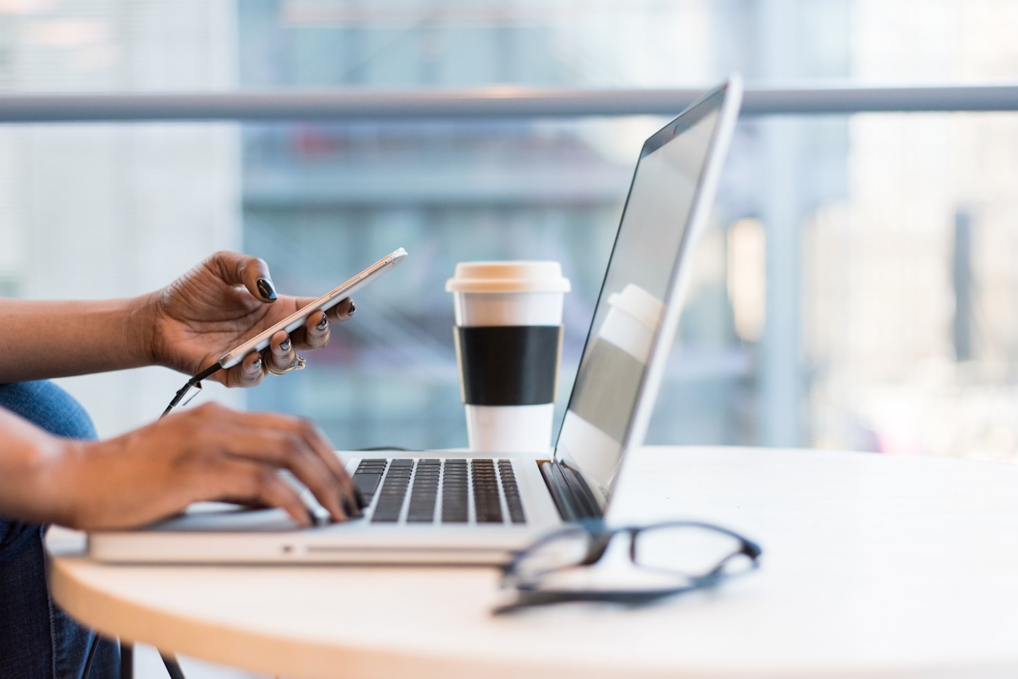 Top Mistakes Beginners Make in Online Business